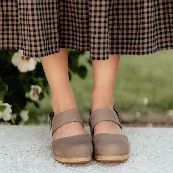 DANSKO Lucia Slingback Clog Pumps Shoes Size 40 9.5 10 Taupe Nubuck NEW $159 - Picture 3 of 14